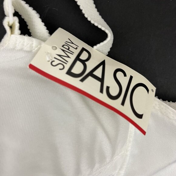 Vintage Simply Basic Padded Bra 40C White Nylon Cross Over Adjustable Strap NWT - Picture 4 of 7